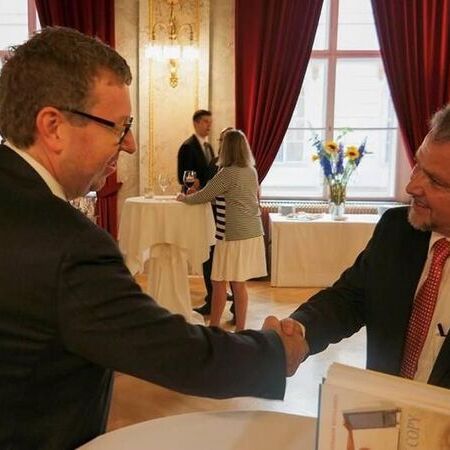 AAIE exklusiv